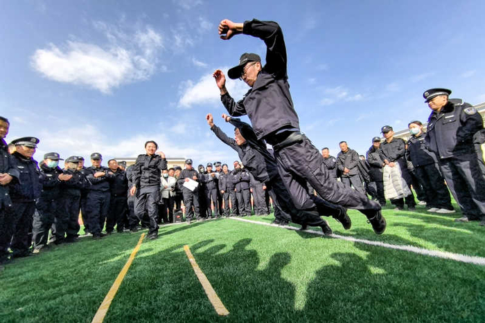 全区司法行政戒毒系统开展警察警体素质考核工作|警察|体能_新浪新闻