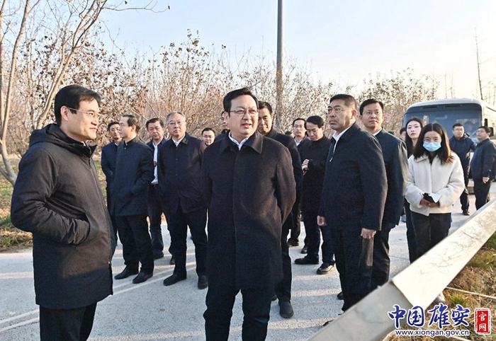 刘向阳 摄省林业和草原局副局长张立安,省气象局纪检组组长刘伟东以及