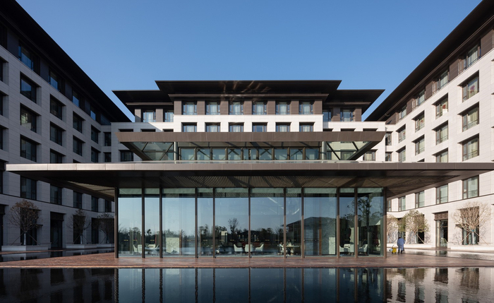 江南园中园·中吴宾馆 / 简和建筑