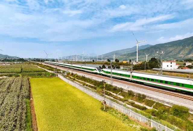 事关新成昆铁路|马拉松_新浪新闻