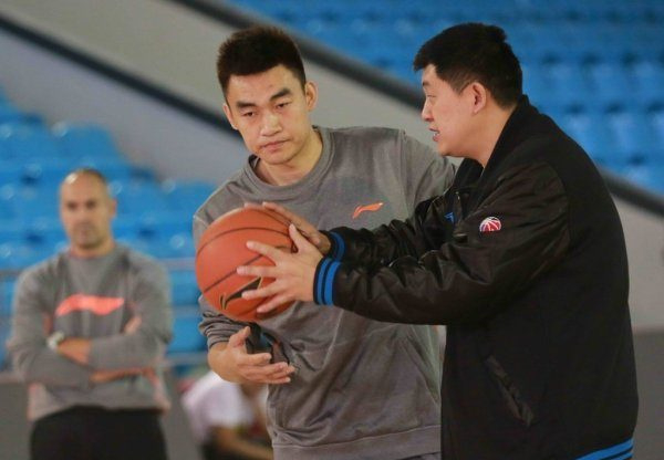 王晗因为吉林男篮给的薪水太低,去了山东男篮.