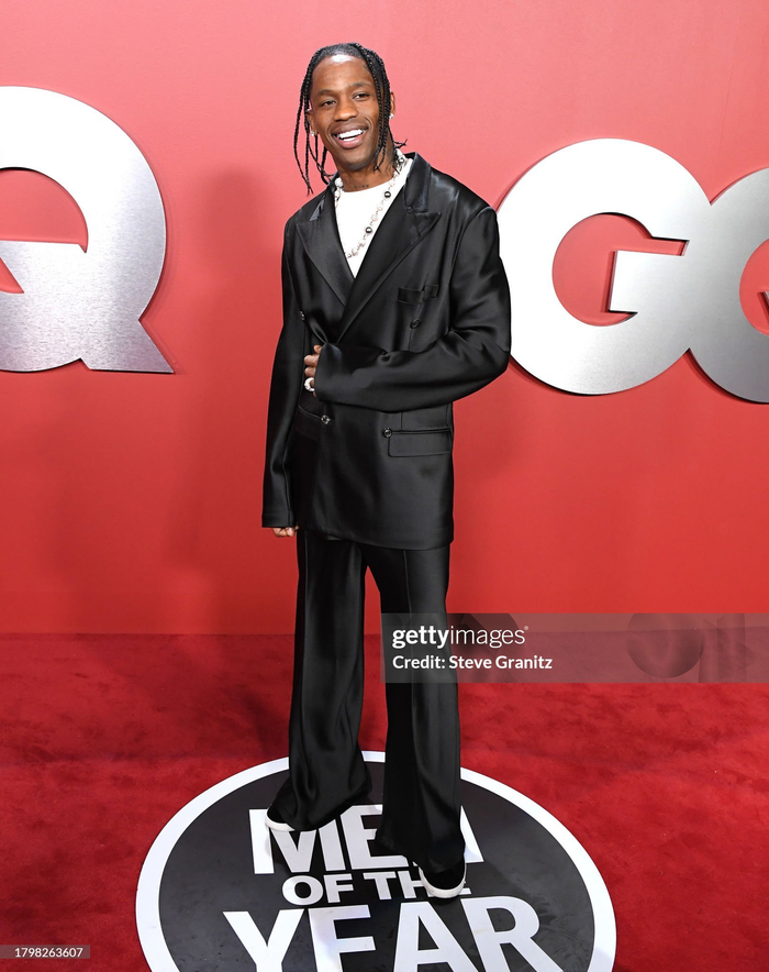 travis scott今天出席了gq men of the year活动……|travis scott_新