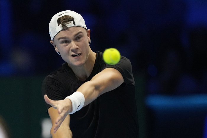 网球atp总决赛小组赛辛纳晋级半决赛