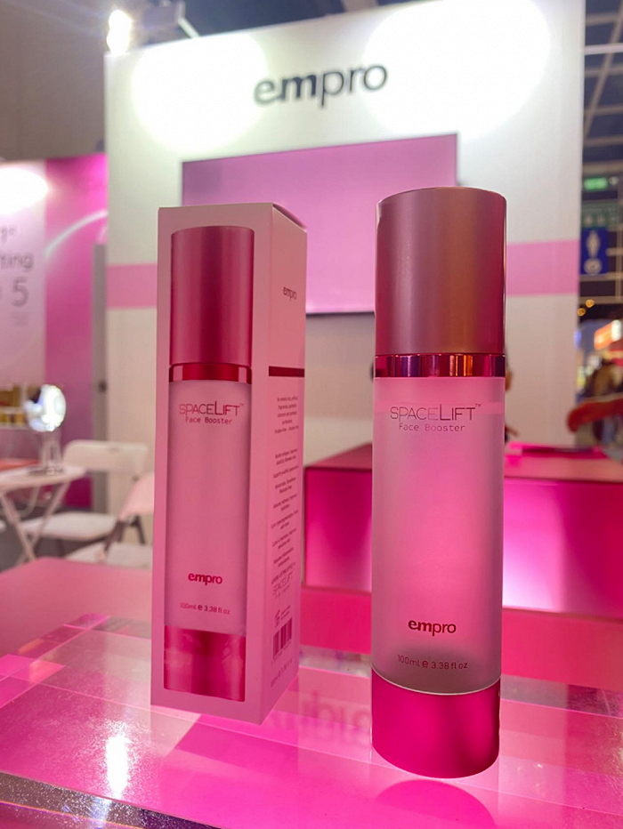 青眼摄于empro展台