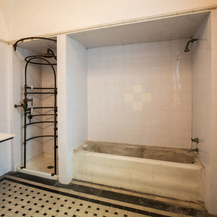 图4 汾阳路住宅卫生间