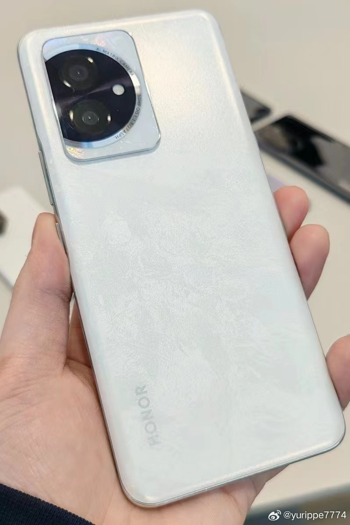 荣耀100pro手机真机图片曝光