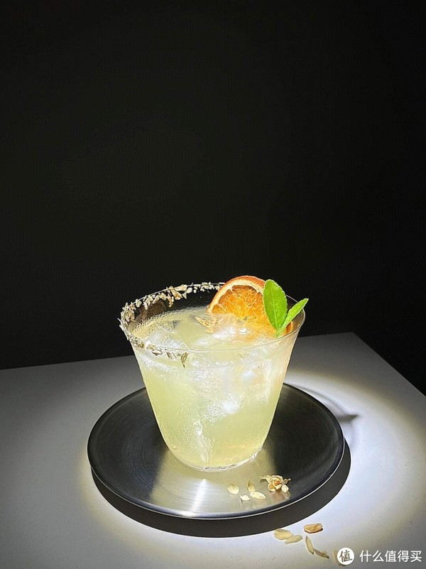 解读鸡尾酒的魅力:兼谈其在社交场合中的应用|鸡尾酒|魅力_新浪新闻