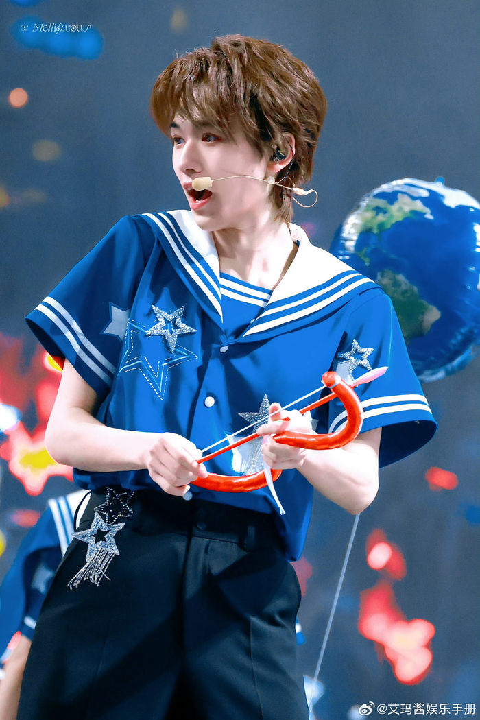 宋亚轩今日饭拍,可可爱爱小王子&丘比特,校园帅气小学弟……|宋亚轩