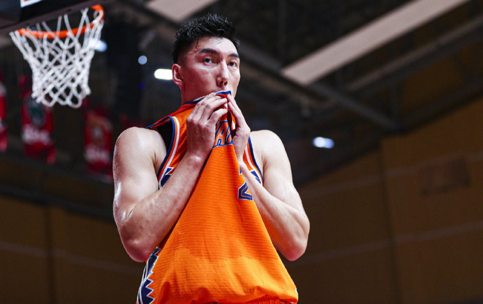 可兰白克将试训多支球队