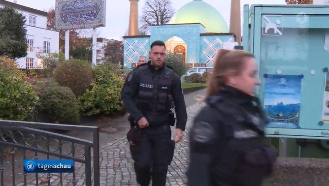 德国警方16日凌晨对“汉堡伊斯兰中心”展开大规模突击搜查，德媒视频截图