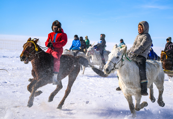 赛马——锡林郭勒蒙古马超级联赛开赛|蒙古马|赛马_新浪新闻