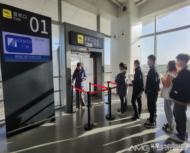 模拟演练进站,登机现场此次演练,检验了机场服务环节是否存在问题