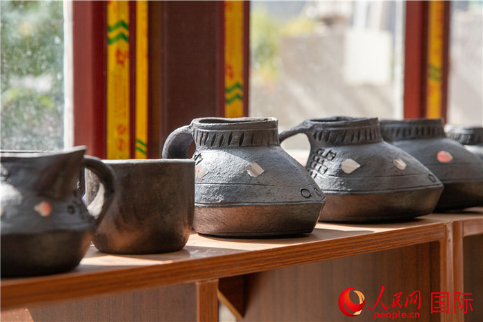世界的香格里拉 | 发现非遗之美:云南尼西黑陶|迪庆藏族自治州|云南省
