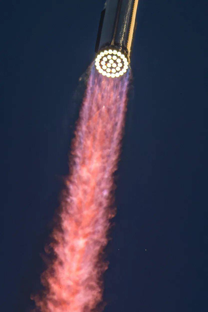 星舰复飞未竟全功,宏伟计划仍需努力|星舰_新浪新闻