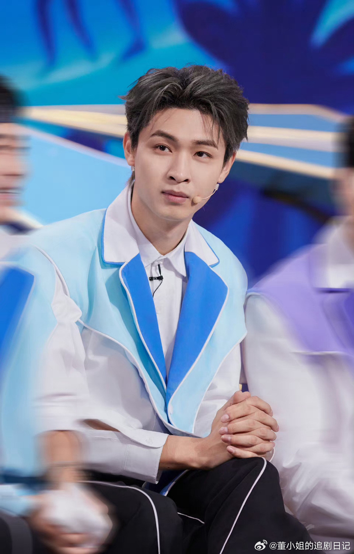 秦霄贤哭的时候……|秦霄贤|记忆_新浪新闻