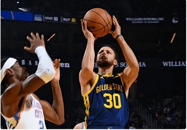 库里复出也白搭勇士体系完全坍塌昔日二当家完全是副作用