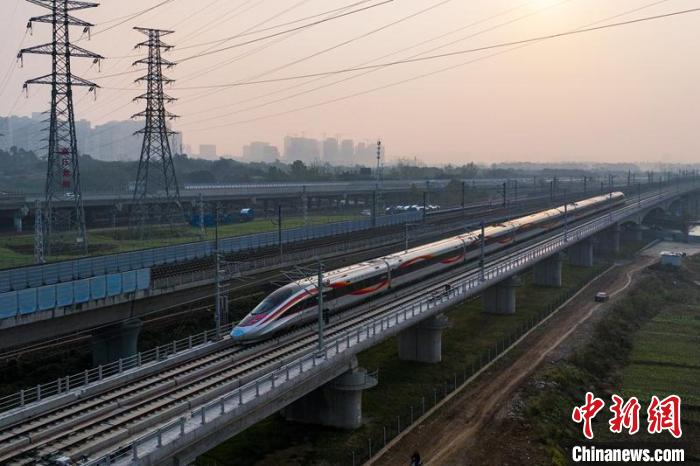 四川成都至宜宾高速铁路进入运行试验阶段|成都市|高铁|宜宾市_新浪