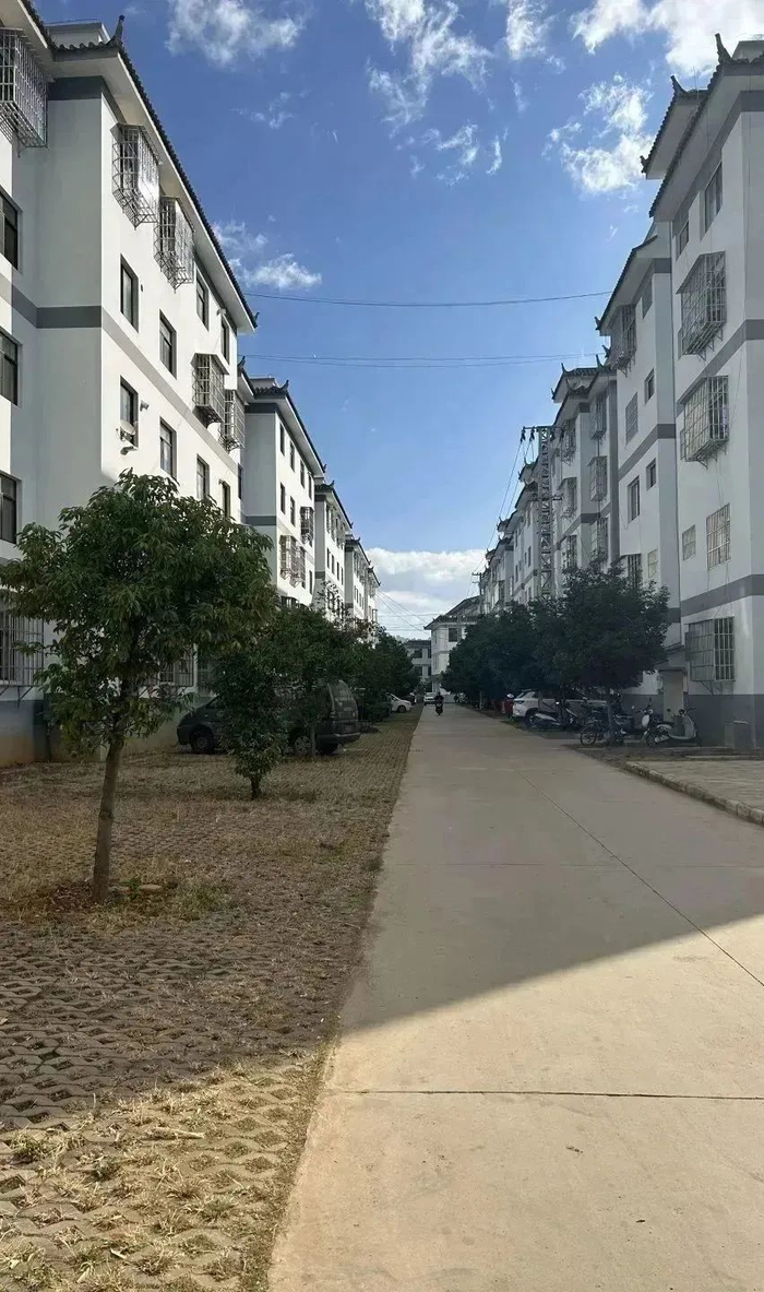 宝秀镇:村容村貌"靓"起来 群众生活"美"起来