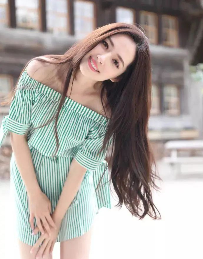 郭碧婷近照认不出!日子幸福身宽体胖,穿宽松上衣似豪门阔太