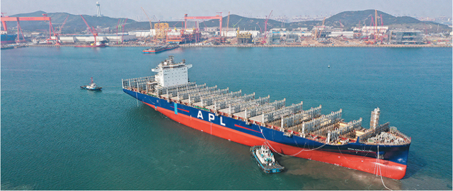 1600吨海上风电安装平台在青岛交付