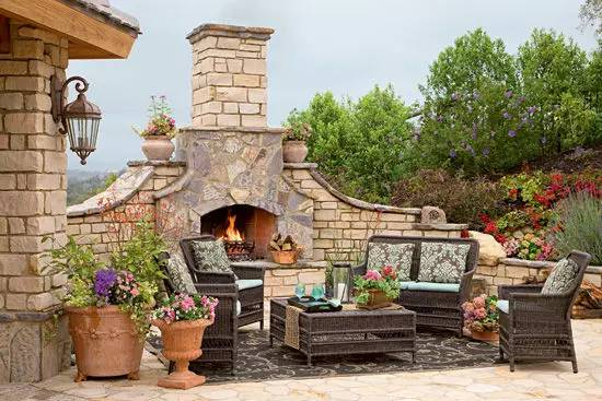 庭院壁炉 | 冬天里的一把火,给你一个温暖的花园|壁炉_新浪新闻