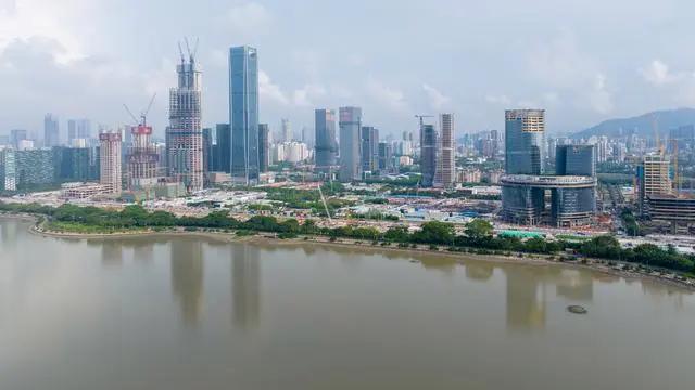 深圳灣超級總部基地效果圖深圳灣超級總部基地與香港隔海相望,用地