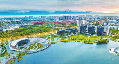 彭州城市风貌。 张勇 摄