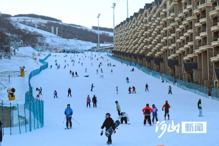 崇礼多家滑雪场开滑|崇礼|滑雪场_新浪新闻