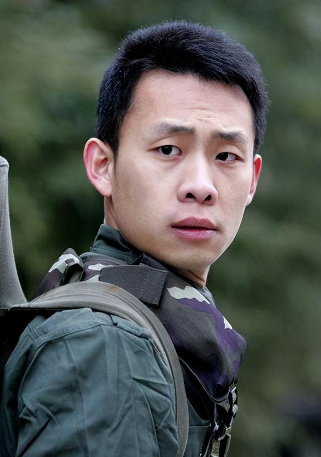 士兵突击17年演员境况差距大有人名利双收有人仍是糊咖