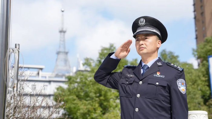 沈晓林个人照。