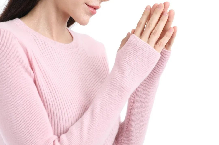 合作系列里，范主也是每款都参与了设计、选色和质量把关，确保送到你手里的都是完美的。