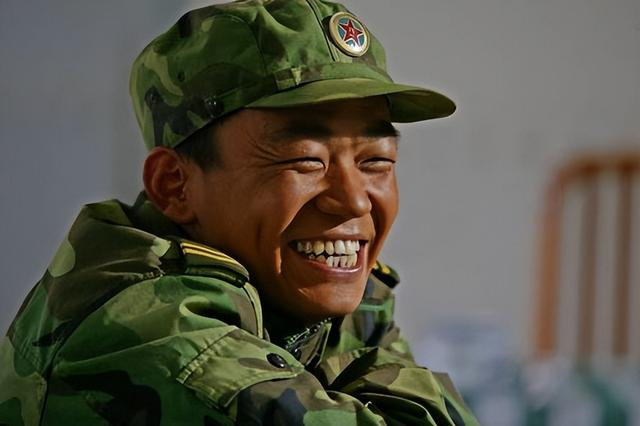 17年后,有人精品不断,有人影帝加身,有人处境尴尬|王宝强|士兵突击|许