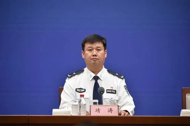 张青青女新任省公安厅总队长