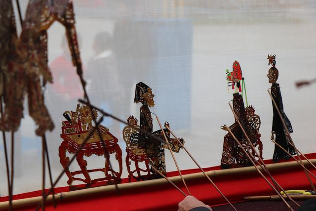 汉阴县平梁镇皮影戏影出平梁幸福生活