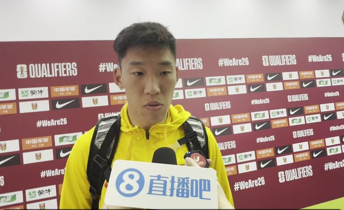 朱辰杰:我觉得我收脚了裁判判点球只能尊重 门线解围没什么|朱辰杰