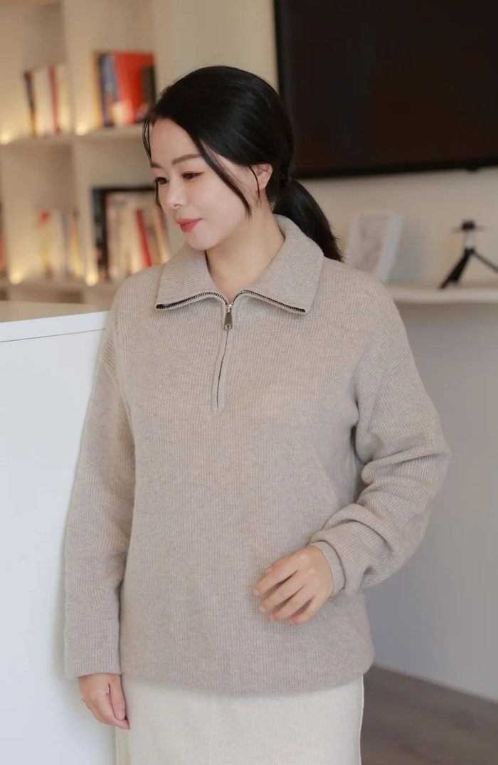 可以说这是一款男女都爱的单品，我和Boy A组成“情侣装”穿也合适，范友福利价1990元~