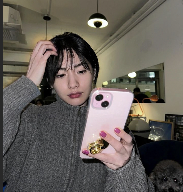 这些款式,打开你的冬季美甲灵感|美甲|秋冬_新浪新闻