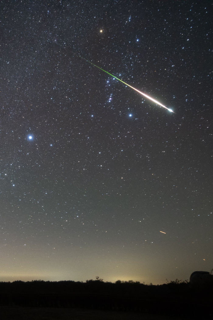 当地时间今天凌晨2:59……|火流星|日本_新浪新闻