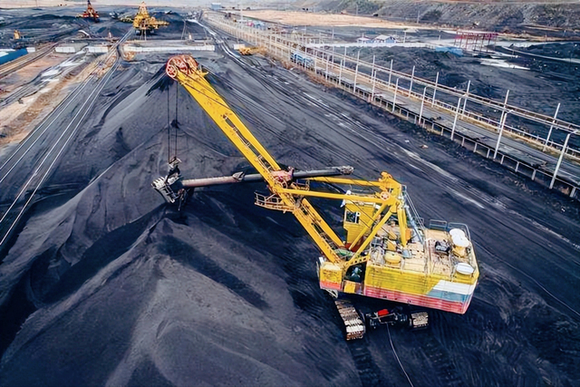 庆阳发现巨型煤矿?储量超过2300亿吨,或能开采780年从而澳洲?