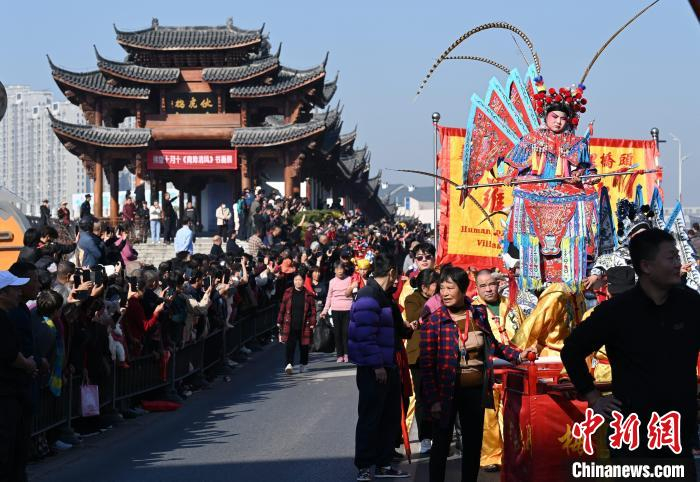 浙江义乌千年古镇佛堂欢庆"十月十"|浙江省|义乌|千年古镇_新浪新闻