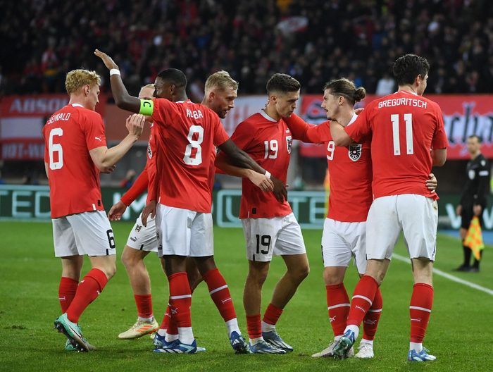 足球——友谊赛:德国不敌奥地利__财经头条