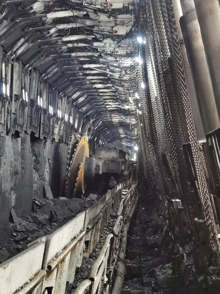 神东上湾煤矿综采工作面