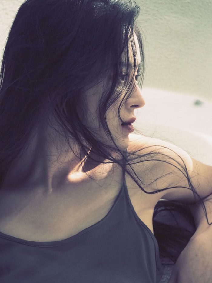 尚芸菲音符中的光影写真大片魅力无限