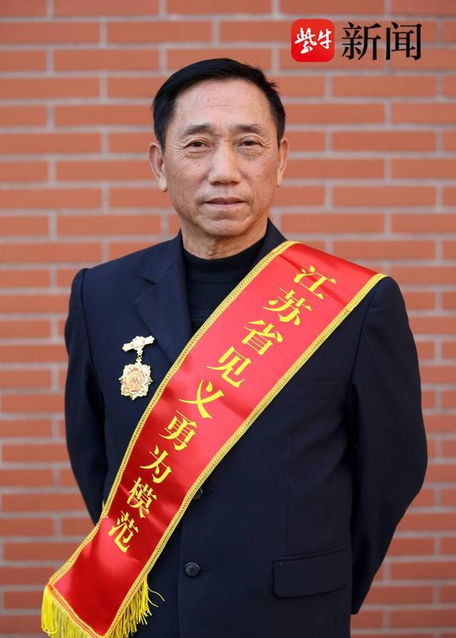 今年以来,吕汉成与辛丰镇见义勇为协会一道,参与见义勇为宣传二十余次