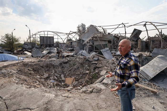 当地时间2023年9月14日，乌克兰扎波罗热，当地农民的农场遭到炮弹袭击。