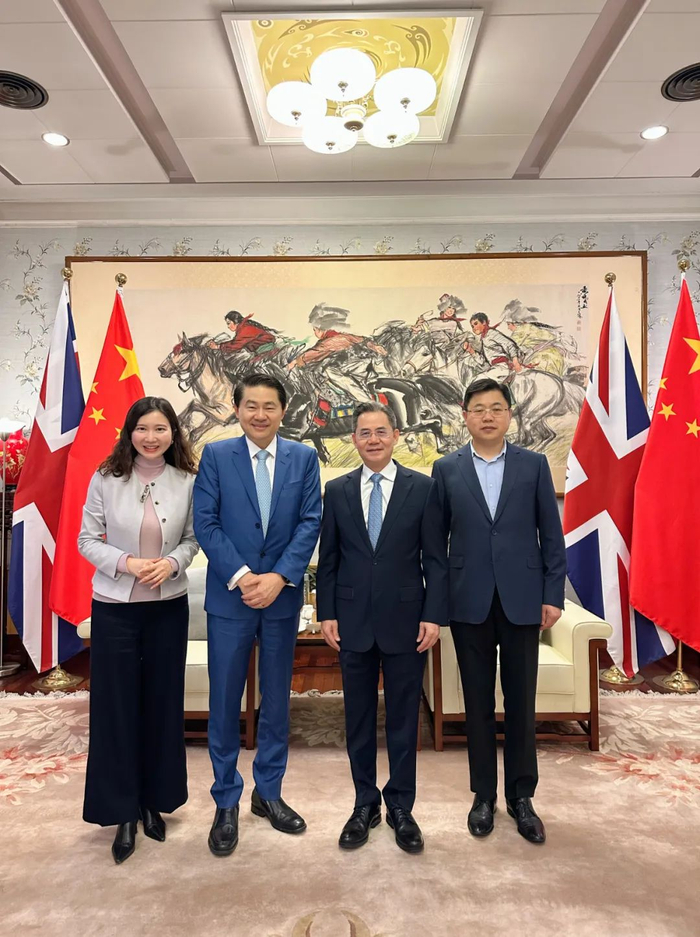 ccg理事长王辉耀和秘书长苗绿拜访中国驻英国大使郑泽光|全球化|ccg