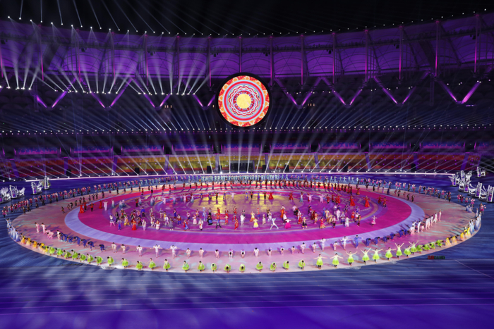 把春天搬上舞台海南省第七届少数民族传统体育运动会开幕式11月24日