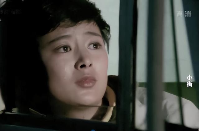 《小街》这部电影上映的时候,张瑜和郭凯敏,已经因为主演了《庐山恋》