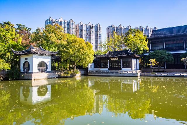 江苏常州红梅公园,被誉为"常州第一园林",园中遍布人文古迹|常州市