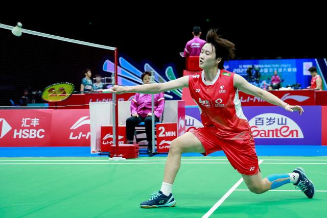 陈雨菲在比赛中回球。 新华社发（彭志刚摄）